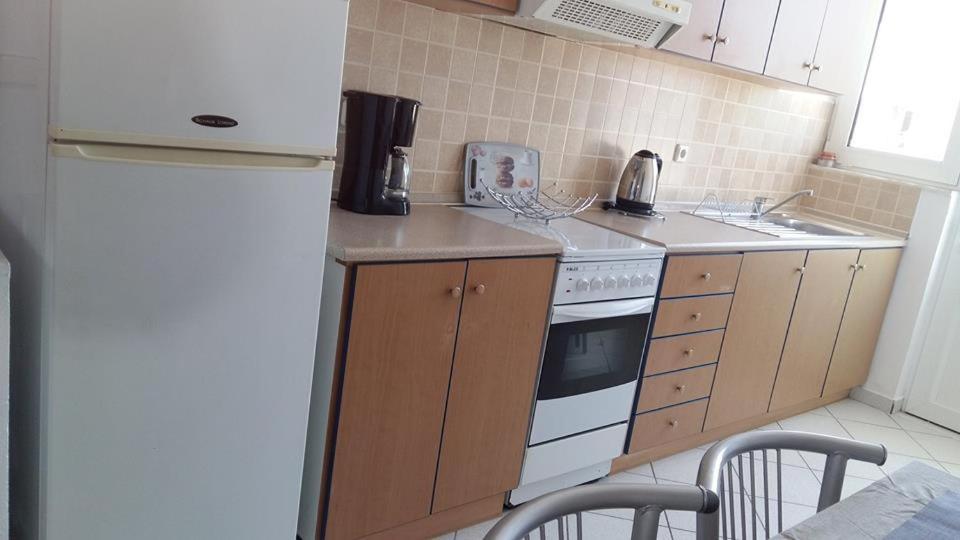 Pantheon Deluxe Apartments Архангелос Экстерьер фото