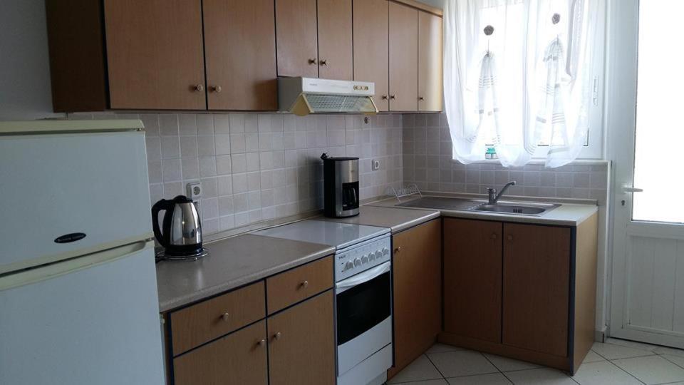 Pantheon Deluxe Apartments Архангелос Экстерьер фото