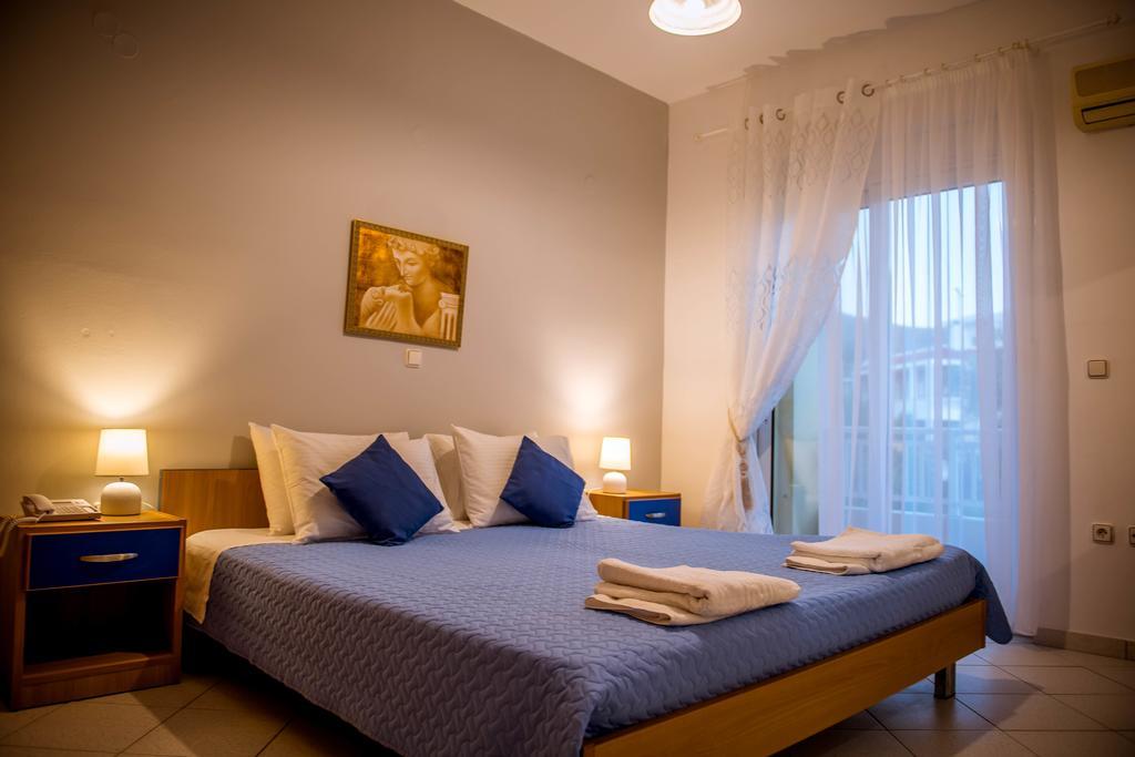 Pantheon Deluxe Apartments Архангелос Экстерьер фото