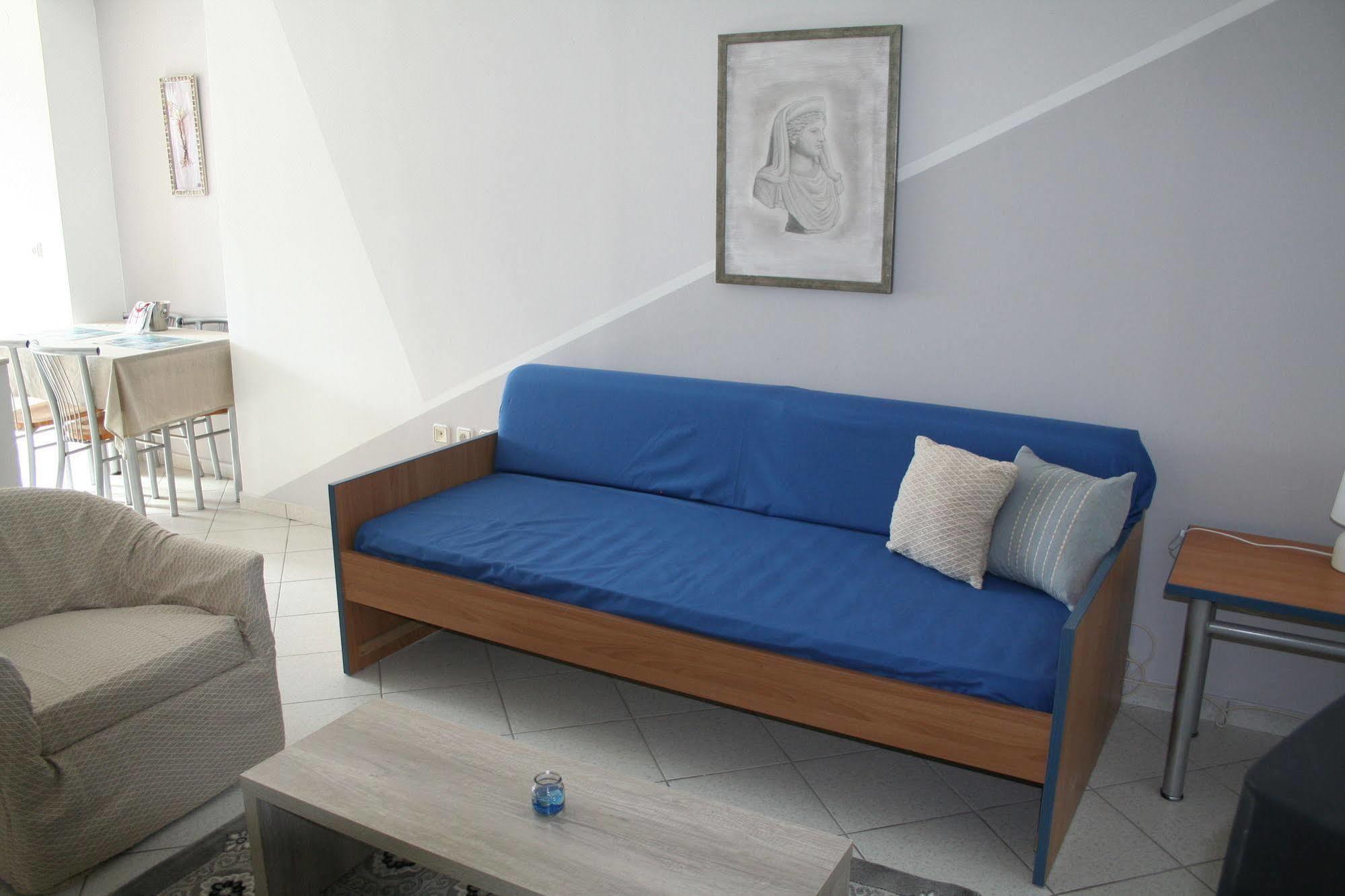 Pantheon Deluxe Apartments Архангелос Экстерьер фото